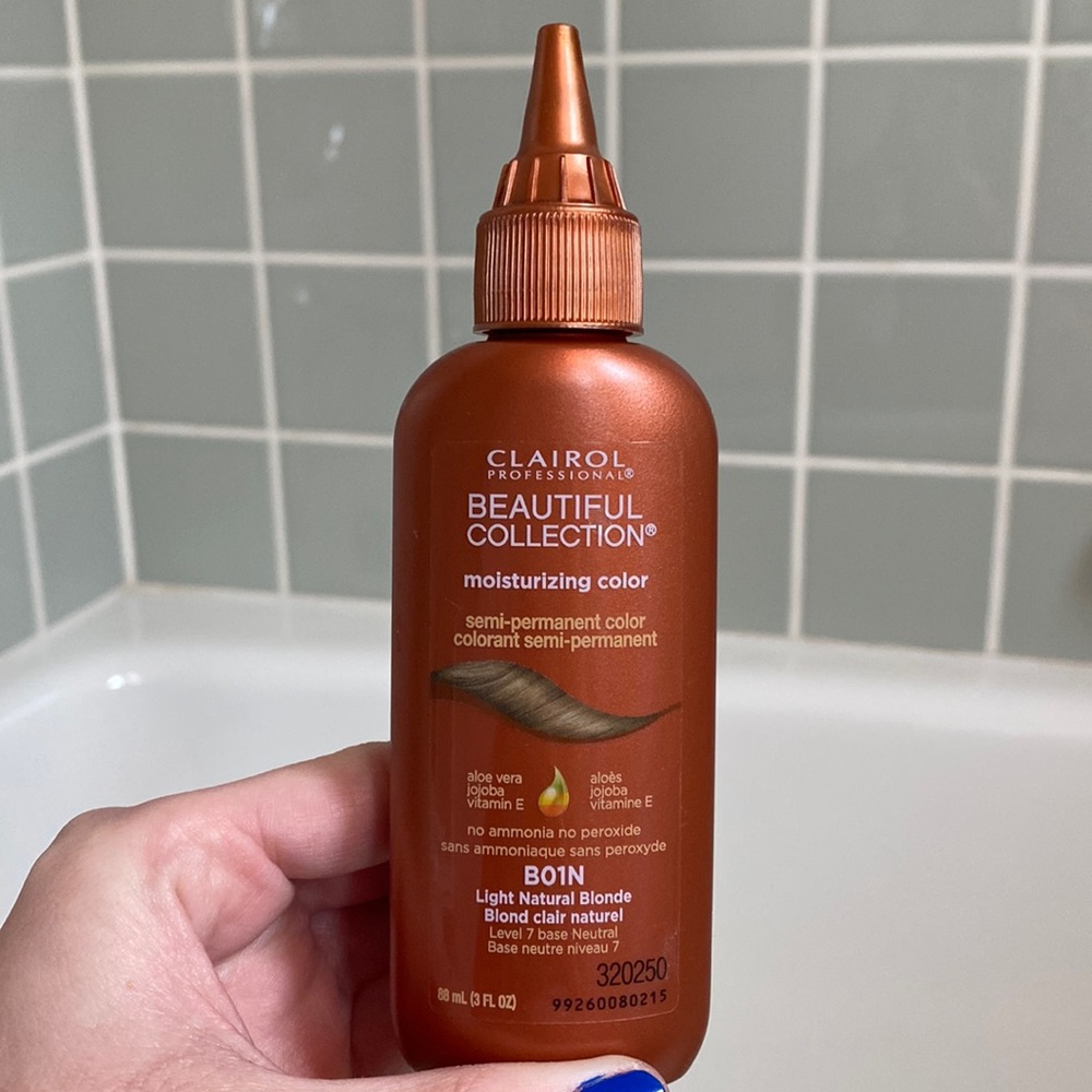 Clairol semi-permanent hair dye